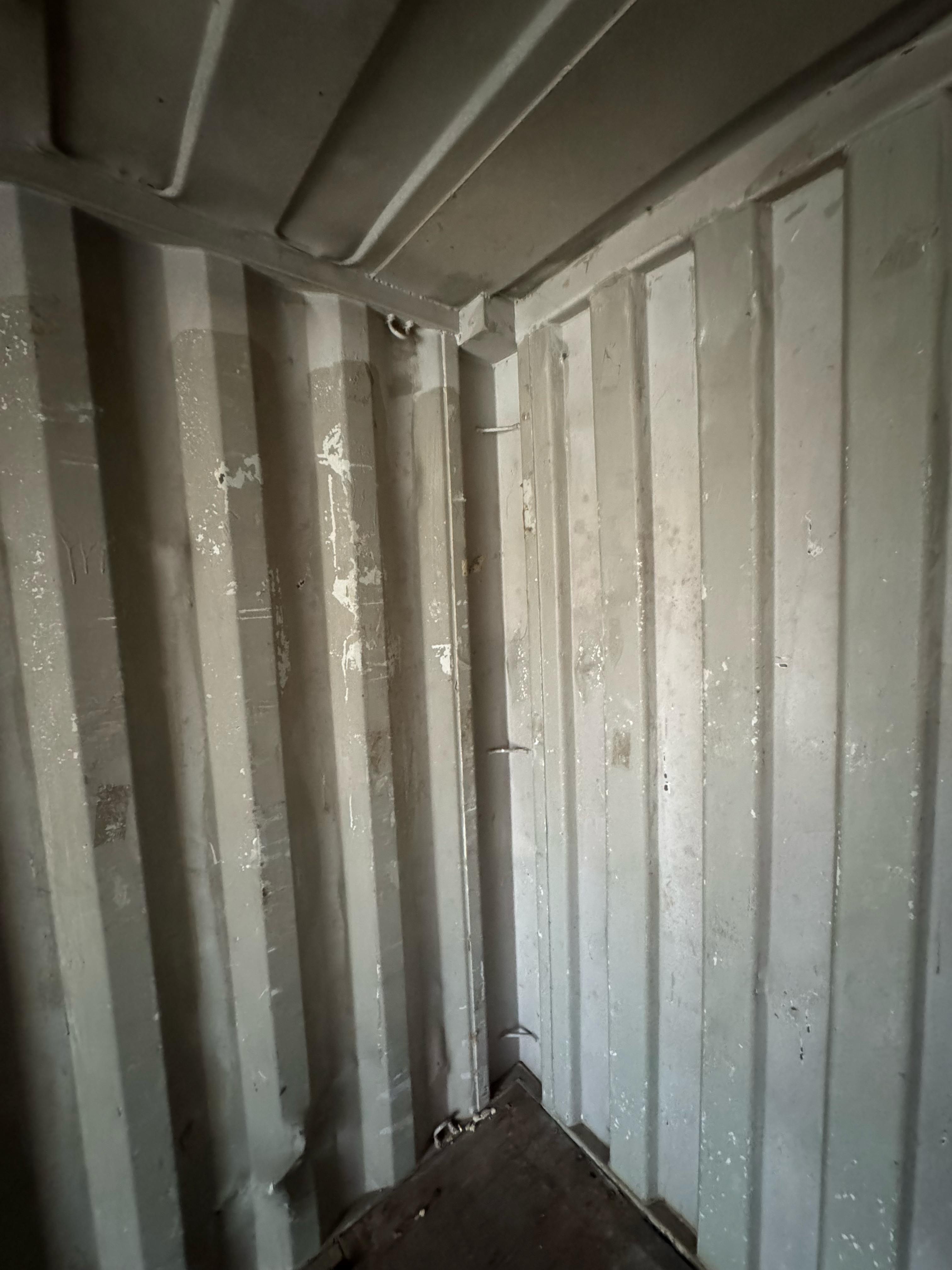 Морской контейнер TGHU0138300